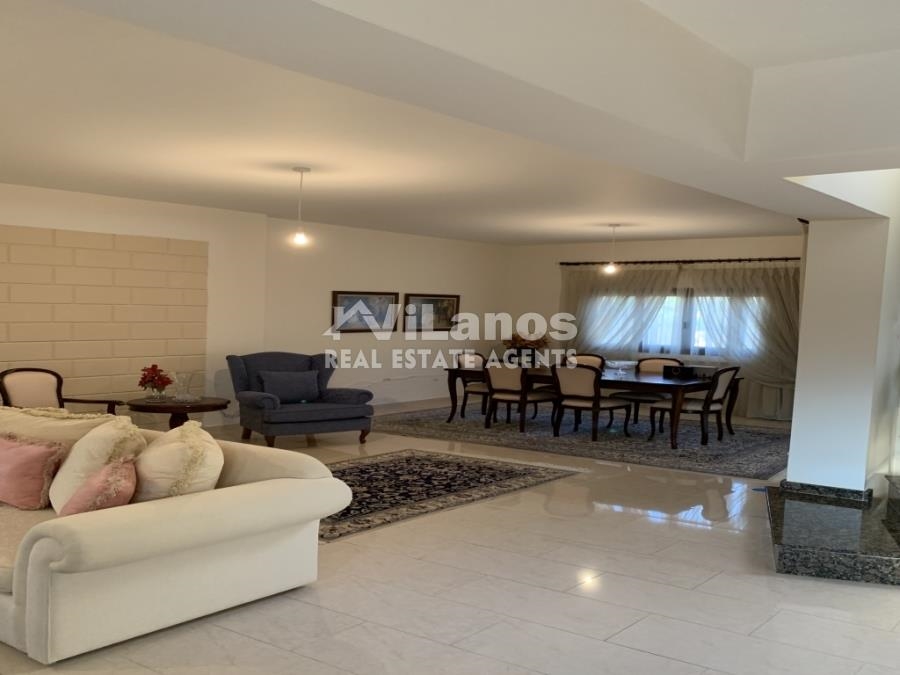 (用于出售) 住宅 独立式住宅 || Limassol/Limassol - 290 平方米, 5 卧室, 650.000€ 